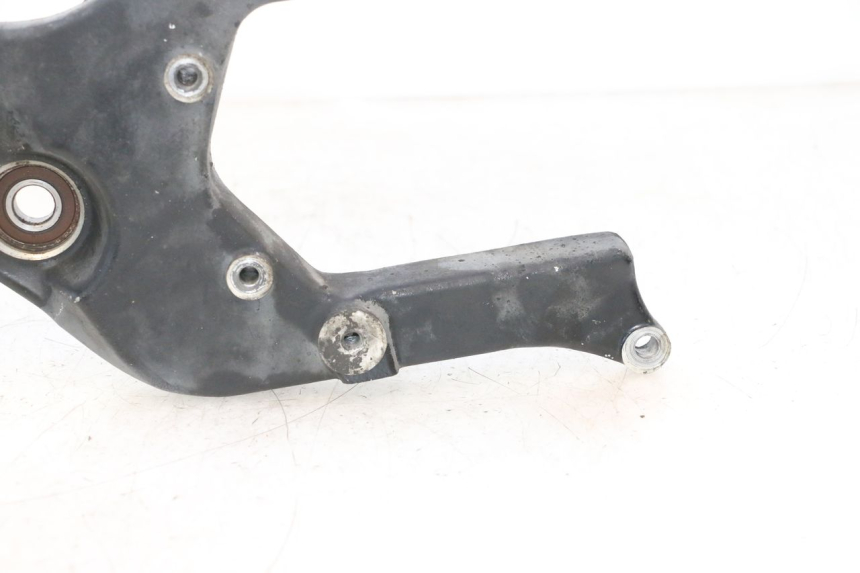 photo de POT SUPPORT SUZUKI BURGMAN 125 (2007 - 2014) - Fixing points details
