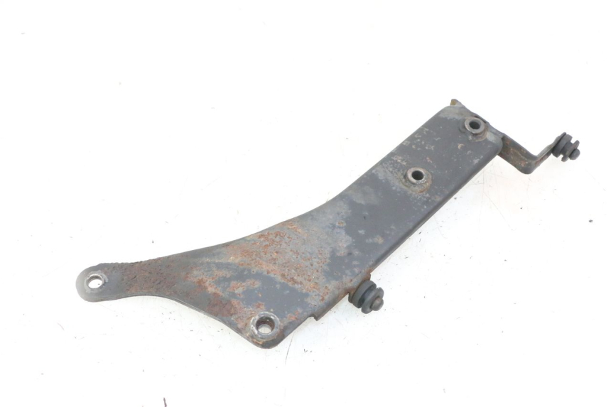 photo de EXHAUST MOUNT DAELIM BESBI 125 (2007 - 2008) - Main view