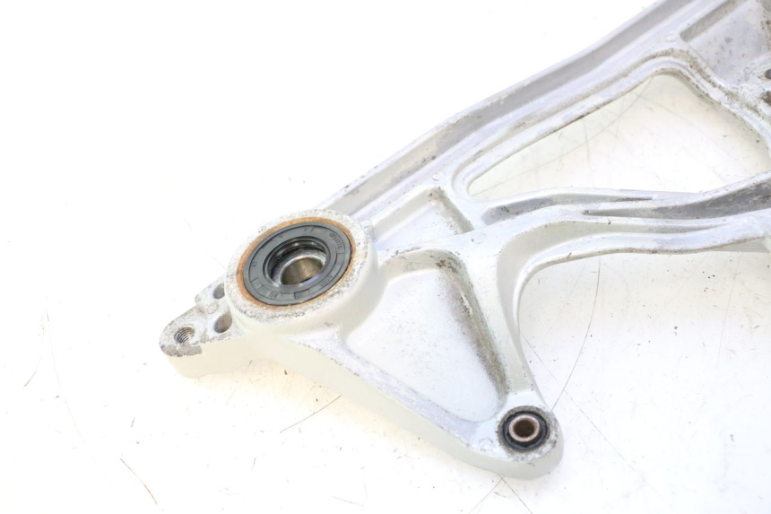 photo de EXHAUST MOUNT CF MOTO E-CHARM 125 (2005 - 2008) - Component detail