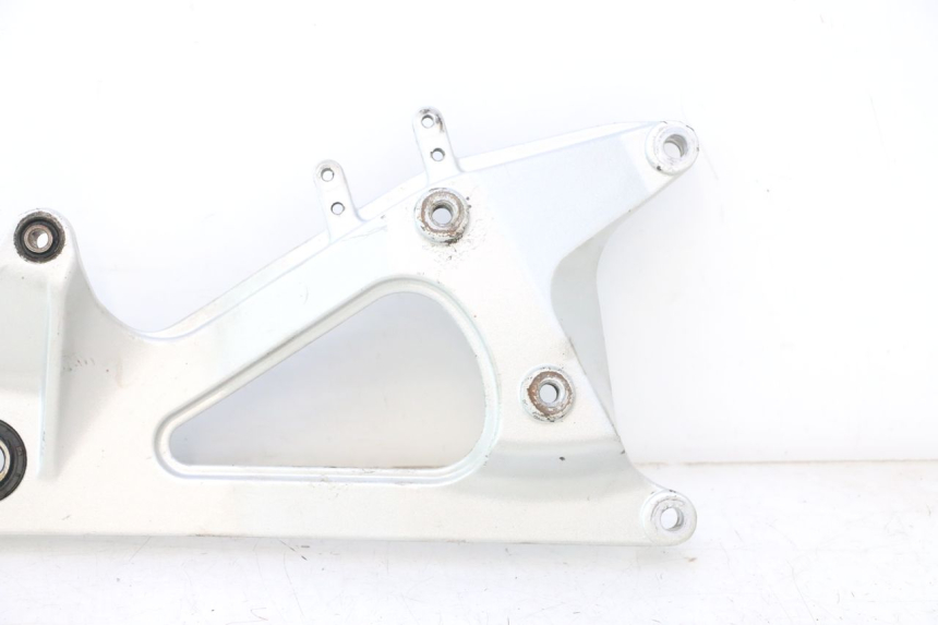 photo de EXHAUST MOUNT CF MOTO E-CHARM 125 (2005 - 2008) - Checked used part