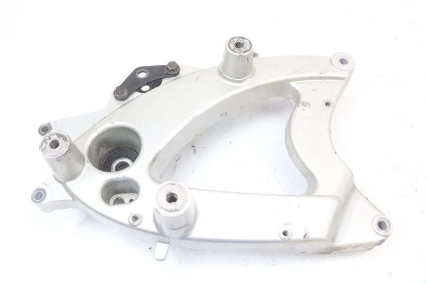photo de EXHAUST MOUNT LONGJIA EASY MAX 125 (2020 - 2024) - Component detail