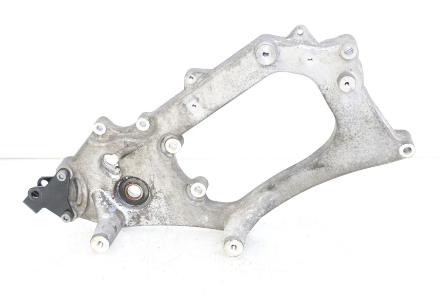 photo de EXHAUST MOUNT PIAGGIO MP3 HPE 350 (2018 - 2020) - Main view