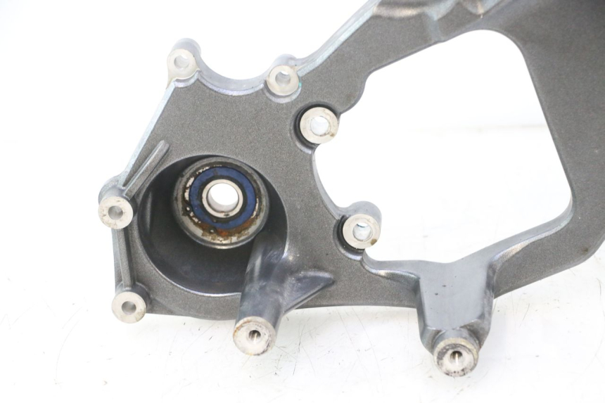 photo de EXHAUST MOUNT PIAGGIO MP3 HPE 530 (2022 - 2026) - Alternative perspective