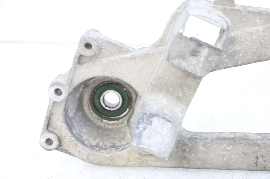 photo de POT SUPPORT PIAGGIO MP3 LT 400 (2007 - 2012) - Fixing points details