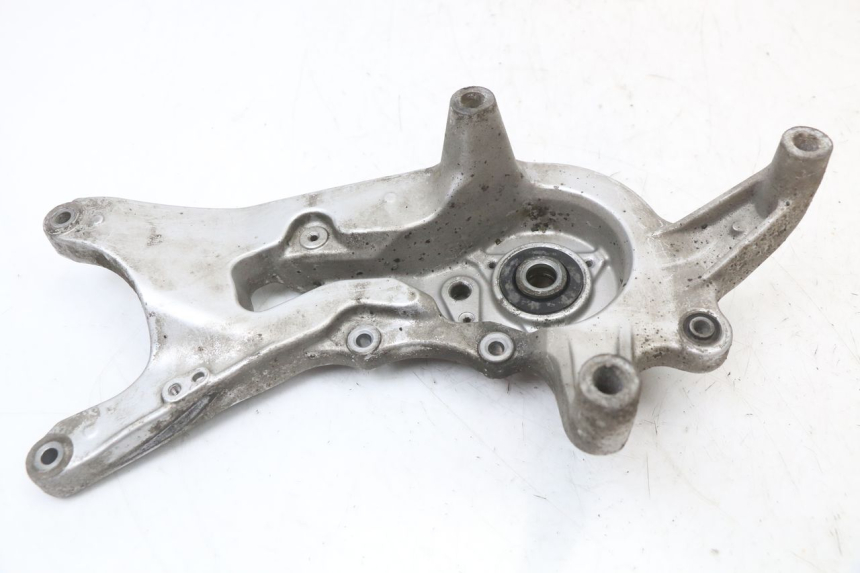 photo de EXHAUST MOUNT MBK MW TRYPTIK 125 (2014 - 2016) - Technical close-up