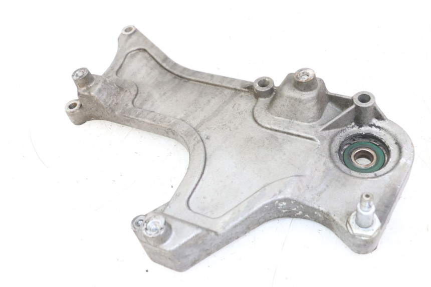 photo de EXHAUST MOUNT PIAGGIO BEVERLY 125 (1998 - 2005) - Component detail