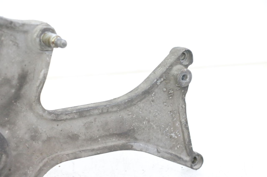 photo de EXHAUST MOUNT PIAGGIO VESPA GRANTURISMO 200 (2004 - 2005) - Component detail