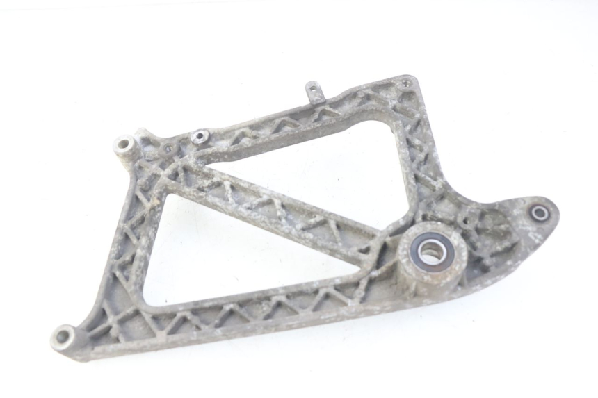 photo de POT SUPPORT PEUGEOT SATELIS COMPRESSOR K15 125 (2006 - 2009) - Component detail