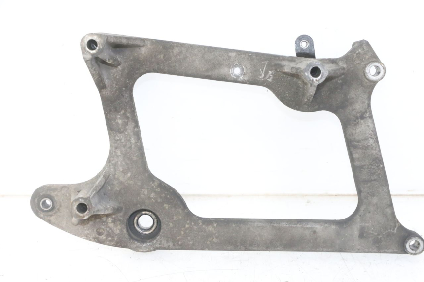 photo de EXHAUST MOUNT PEUGEOT SATELIS 125 (2013 - 2018) - Main view