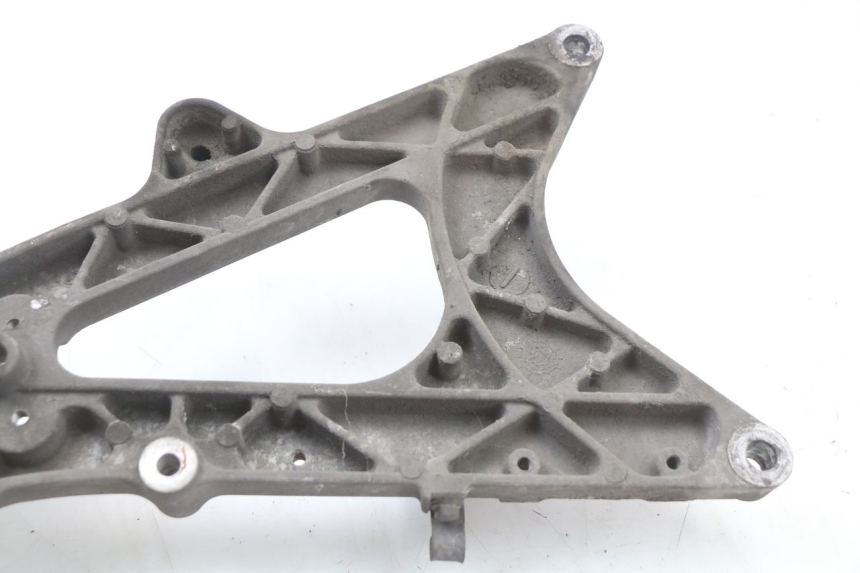 photo de EXHAUST MOUNT HONDA SH ABS 125 (2012 - 2017) - Surface and material condition