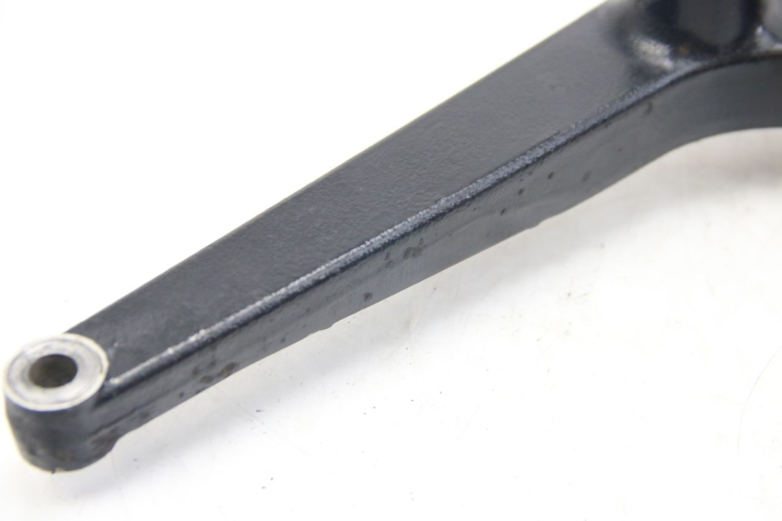 photo de POT SUPPORT SUZUKI SIXTEEN 125 (2008 - 2010) - High-resolution close-up