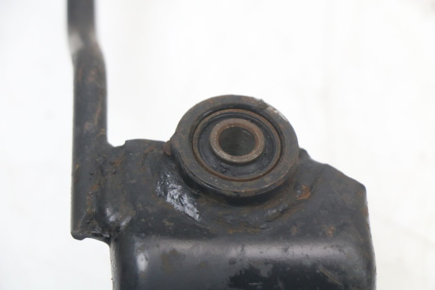 photo de EXHAUST MOUNT KYMCO SUPER 8 125 (2008 - 2015) - Zoom on usage condition