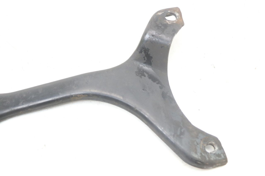 photo de EXHAUST MOUNT KYMCO SUPER 8 125 (2008 - 2015) - Technical close-up