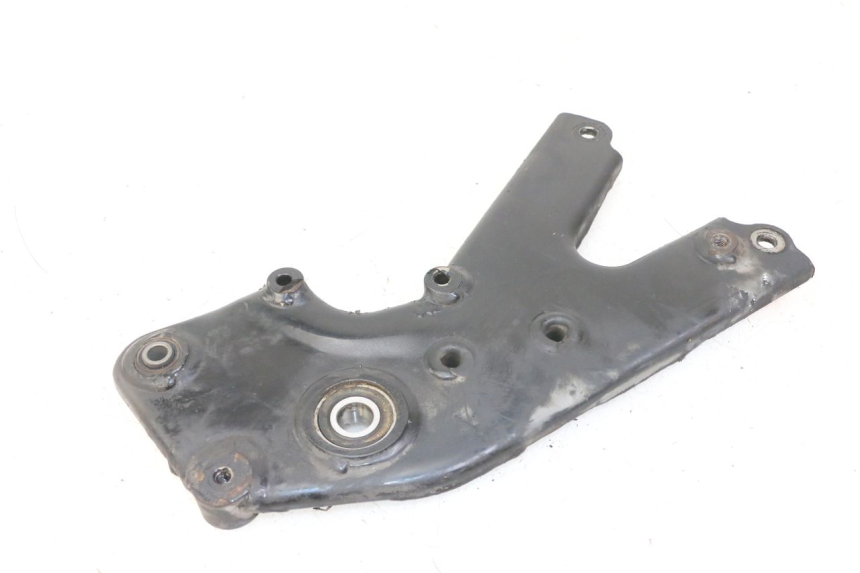 photo de EXHAUST MOUNT SUZUKI UH BURGMAN 125 (2002 - 2006) - Alternative perspective