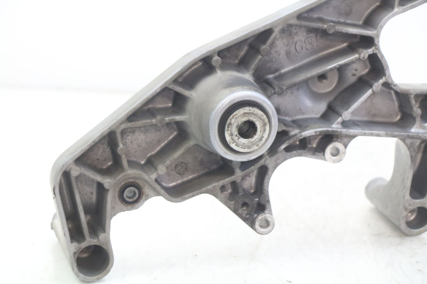 photo de EXHAUST MOUNT YAMAHA X-CITY XCITY 125 (2007 - 2013) - Technical close-up