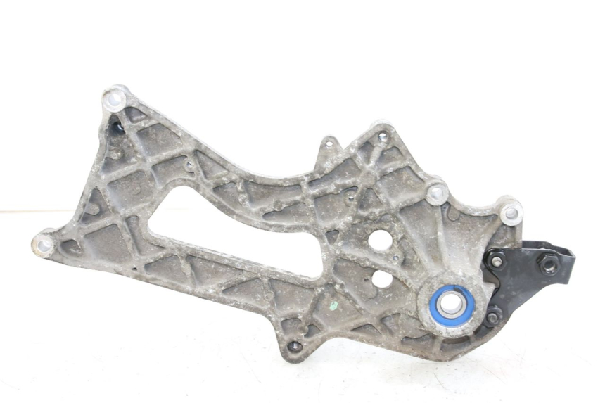 photo de EXHAUST MOUNT PIAGGIO X10 125 (2012 - 2017) - Component detail