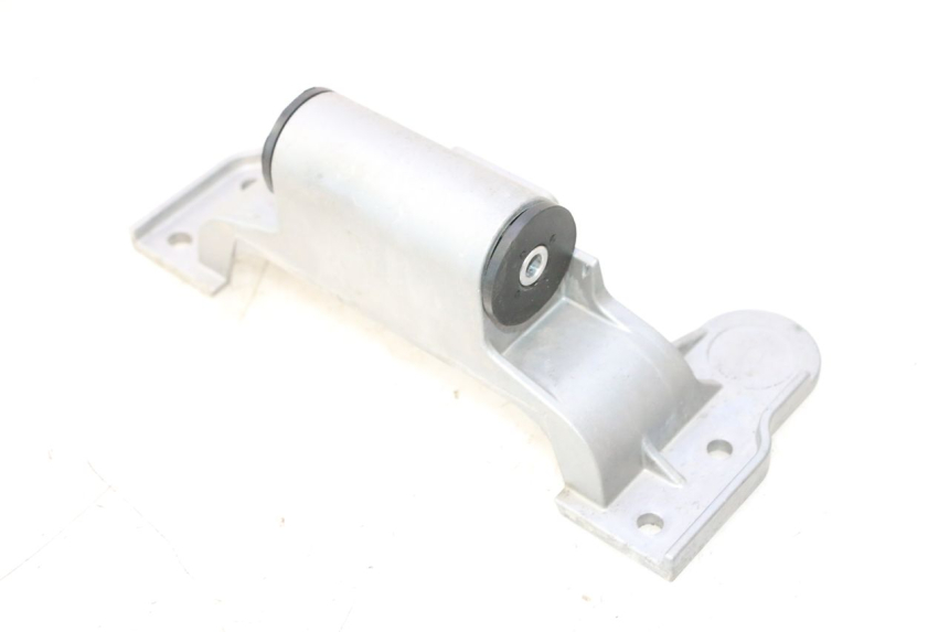 photo de FUEL TANK MOUNT YAMAHA FZ8 800 (2010 - 2016) - Main view