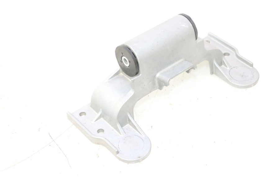 photo de FUEL TANK MOUNT YAMAHA FZ8 800 (2010 - 2016) - Component detail
