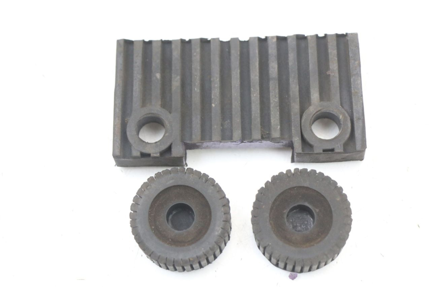 photo de FUEL TANK MOUNT SUZUKI GN 125 (1997 - 2000) - Main view