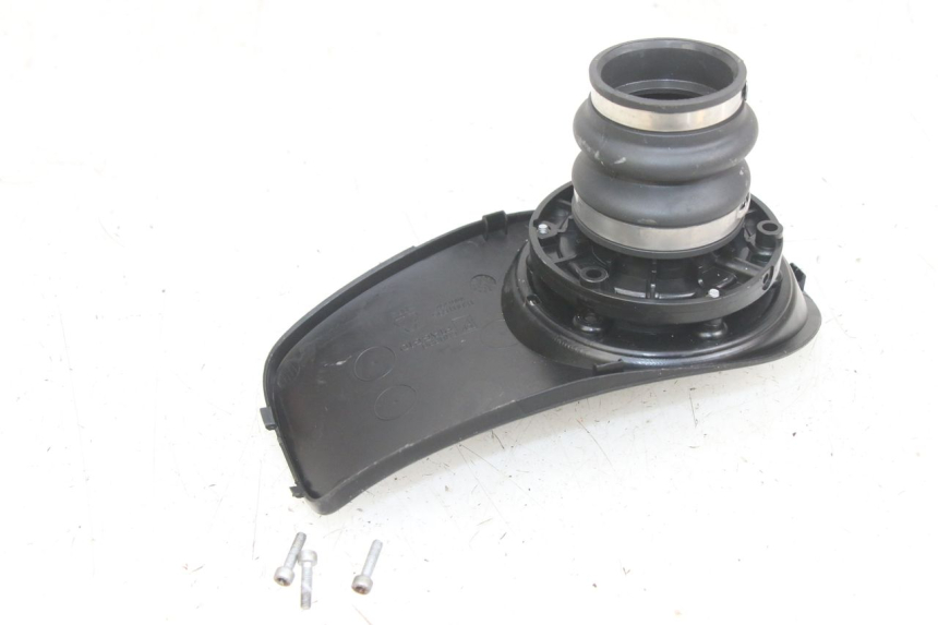 photo de TANK BRACKET PIAGGIO MEDLEY 125 (2016 - 2023) - Zoom on usage condition