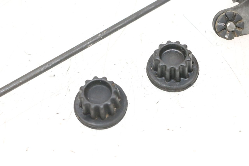 photo de FUEL TANK MOUNT HONDA NSR R 125 (1994 - 2003) - Alternative perspective