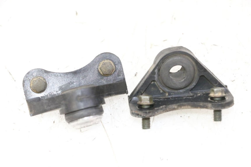 photo de FUEL TANK MOUNT YAMAHA YZ 125 (1998 - 2005) - Zoom on usage condition