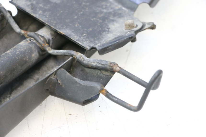 photo de NUMBER PLATE MOUNT KAWASAKI ER-6 ER6 F ABS 650 (2012 - 2016) - Fixing points details