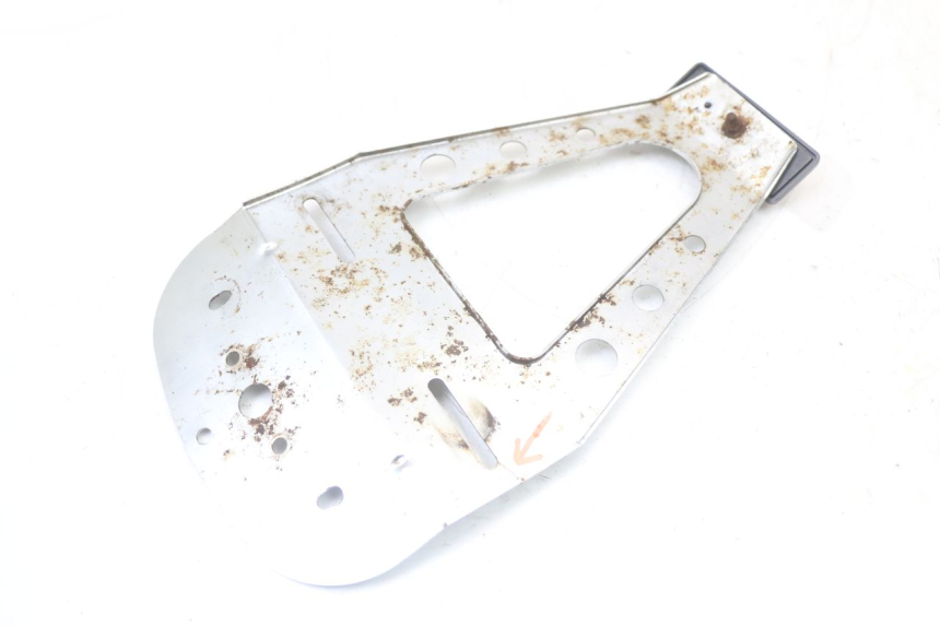 photo de NUMBER PLATE MOUNT REGAL RAPTOR SPYDER 125 (2010 - 2018) - Fixing points details