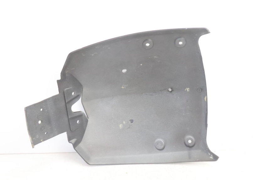 photo de NUMBER PLATE MOUNT CAN-AM SPYDER RS 1000 (2008 - 2012) - Fixing points details