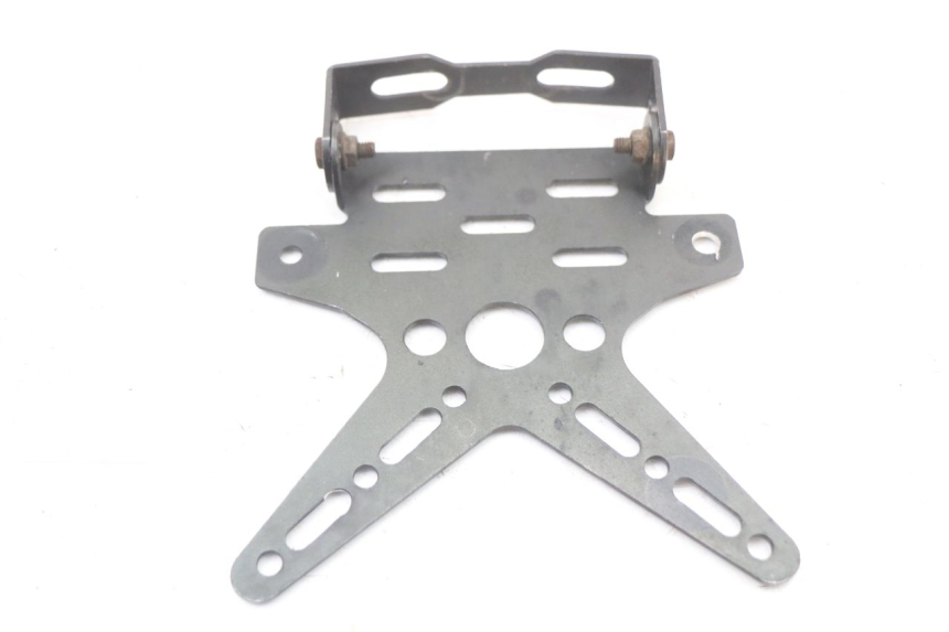 photo de NUMBER PLATE MOUNT SUZUKI SV S 650 (1999 - 2002) - Technical close-up