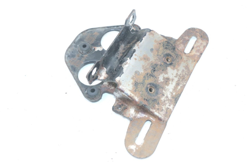photo de NUMBER PLATE MOUNT YAMAHA XJ F 900 (1983 - 1994) - Fixing points details