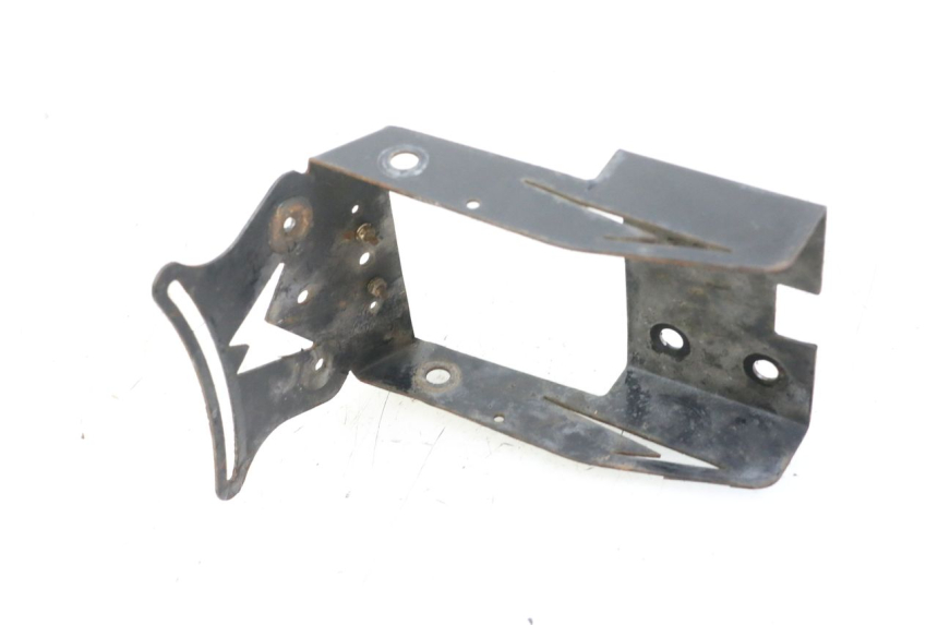 photo de NUMBER PLATE MOUNT YAMAHA XJ6 600 (2008 - 2016) - Component detail