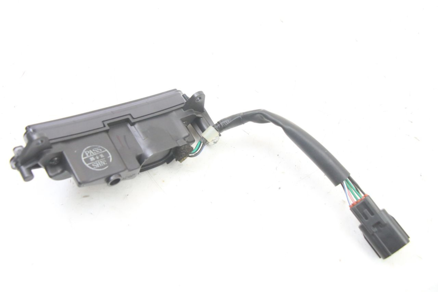 photo de DASHBOARD PIAGGIO MP3 500 (2014 - 2017) - Technical close-up