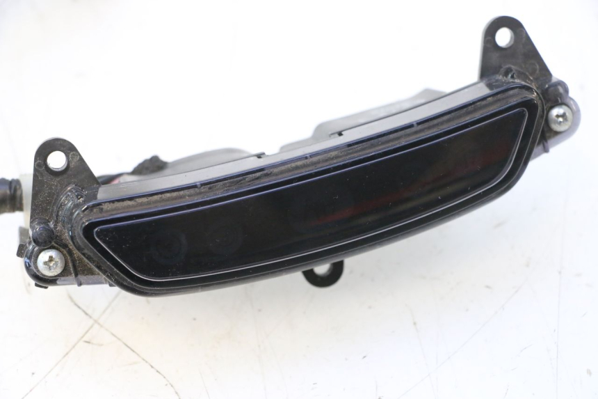 photo de INSTRUMENT PIAGGIO MP3 500 (2016 - 2018) - Fixing points details