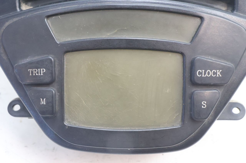 photo de INSTRUMENT PIAGGIO X9 AMALFI 180 (2000 - 2003) - Zoom on usage condition
