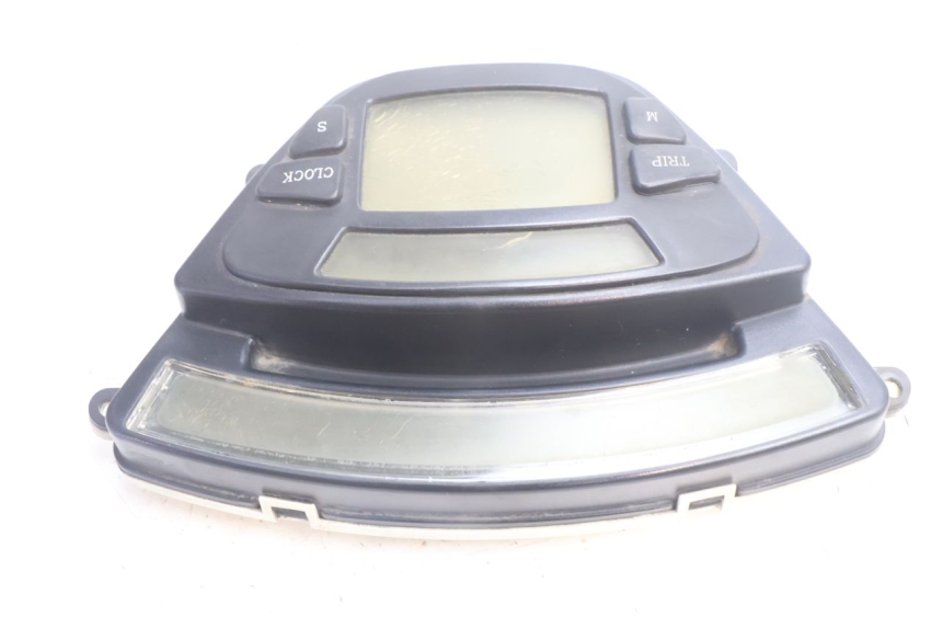 photo de INSTRUMENT PIAGGIO X9 AMALFI 180 (2000 - 2003) - Surface and material condition