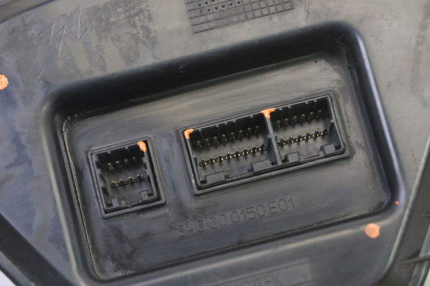 photo de DASHBOARD PIAGGIO X9 EVOLUTION 125 (2003 - 2007) - Zoom on usage condition