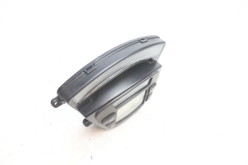 photo de DASHBOARD PIAGGIO X9 EVOLUTION 125 (2003 - 2007) - Product overview