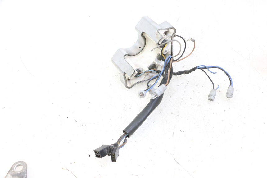 photo de INSTRUMENT YAMAHA XJN DIVERSION 600 (2000 - 2003) - Zoom on usage condition