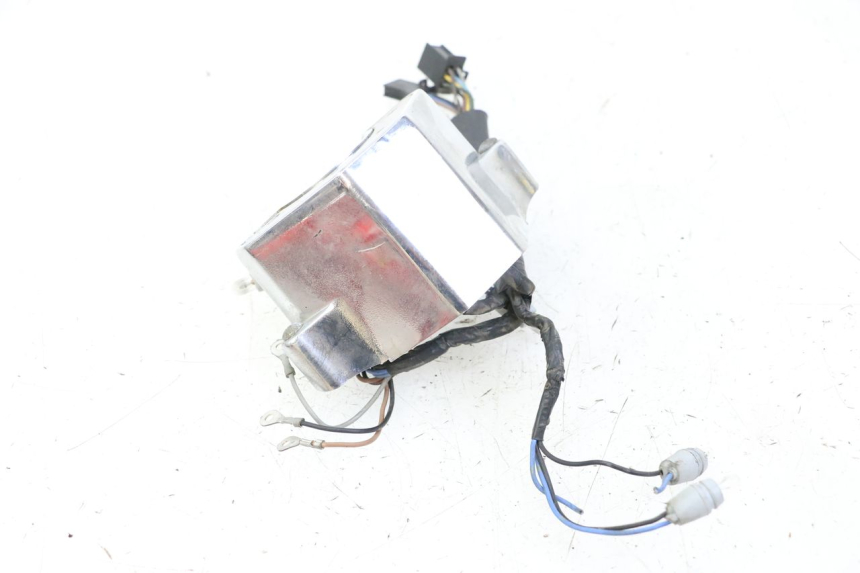 photo de INSTRUMENT YAMAHA XJN DIVERSION 600 (2000 - 2003) - Surface and material condition