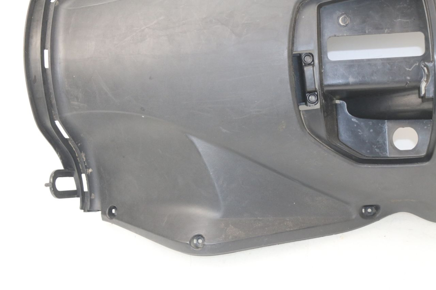 photo de INNER LEGSHIELD KYMCO AGILITY CITY 2T 50 (2008 - 2016) - Fixing points details