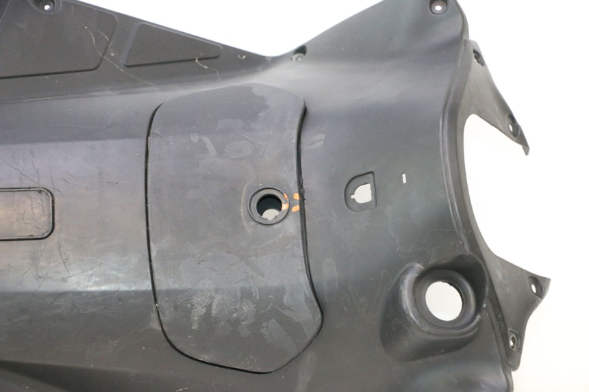 photo de INNER LEGSHIELD KYMCO AGILITY CITY 4T 50 (2008 - 2016) - Detailed visual inspection