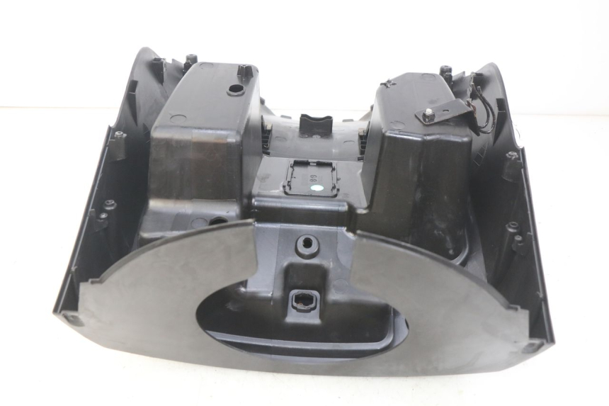 photo de INNER APRON ECCITY ARTELEC 670 1 (2013 - 2017) - Technical close-up