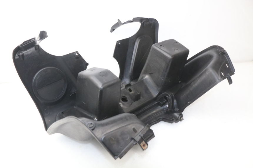 photo de INNER APRON JONWAY AZTRAL 125 (2008 - 2017) - Component detail