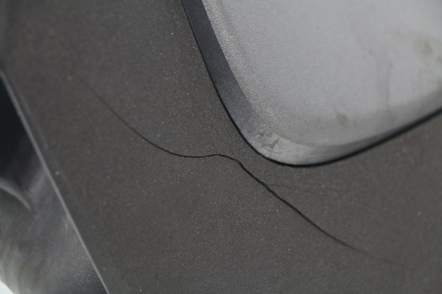 photo de INNER LEGSHIELD PIAGGIO BEVERLY 500 (2003 - 2007) - Component detail