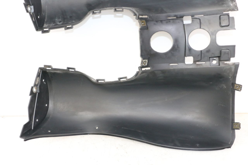 photo de INNER LEGSHIELD BMW C1 125 (2000 - 2003) - Surface and material condition