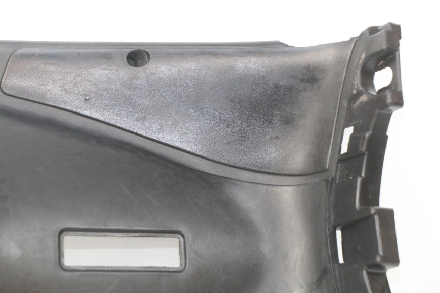 photo de INNER LEGSHIELD MBK BOOSTER NEXT GENERATION 50 (2004 - 2007) - Distinctive features