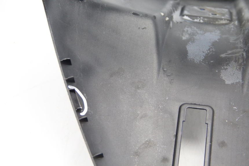 photo de INNER FAIRING MBK BOOSTER SPIRIT NAKED 50 (2004 - 2017) - Zoom on usage condition