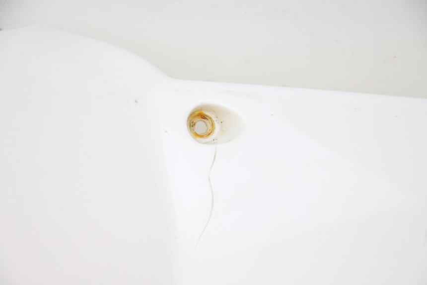 photo de INNER FAIRING MBK BOOSTER SPIRIT NAKED 50 (2004 - 2017) - Focus on structure