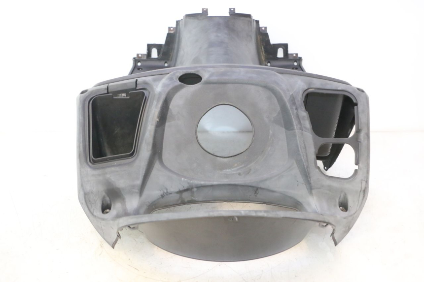 photo de INNER FAIRING SUZUKI BURGMAN 125 (2007 - 2014) - Focus on structure